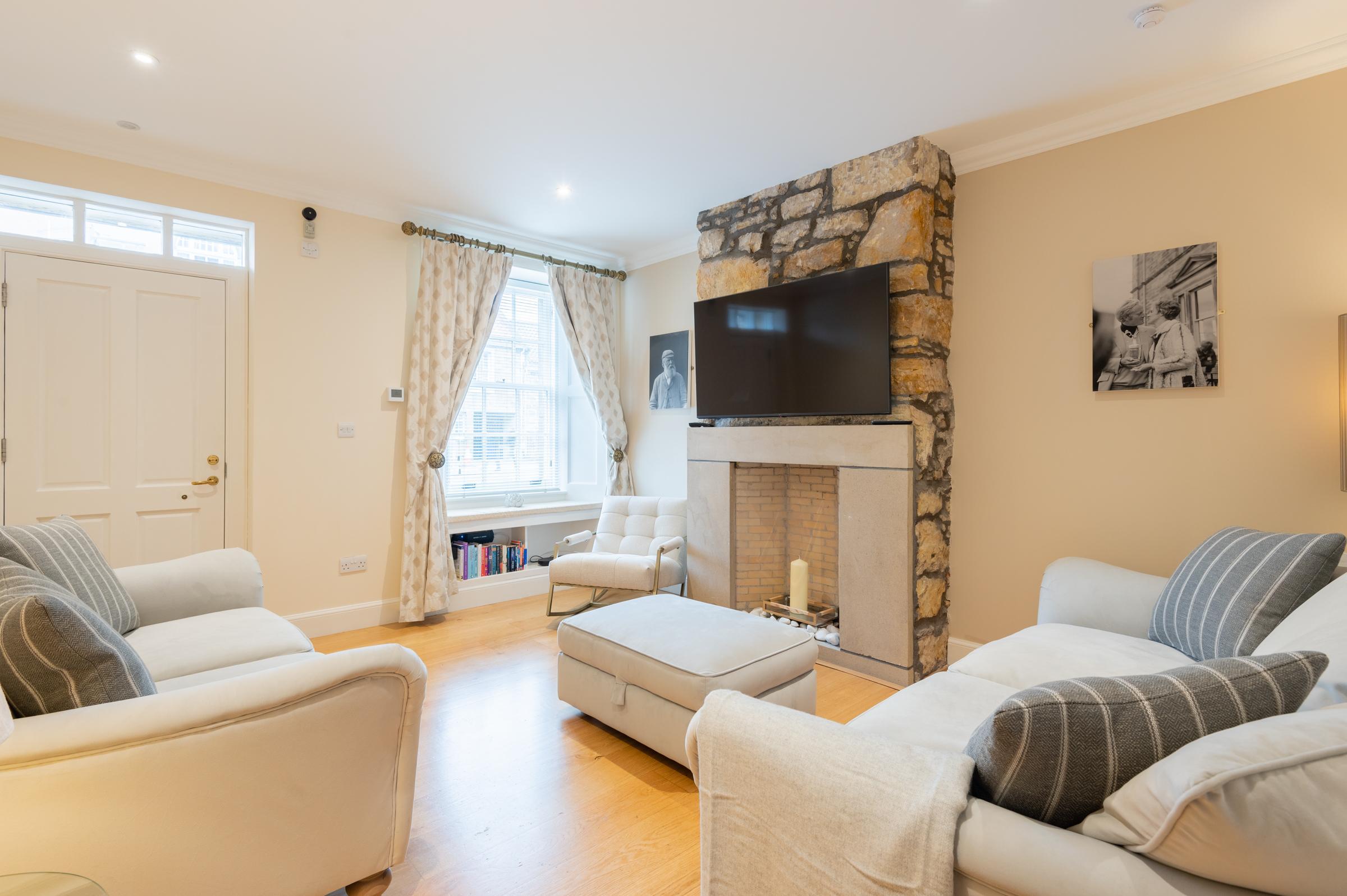 138 North Street - Luxury 2 Bed 2 Bath With Secret Garden, Summerhouse, Putting Green St Andrews Exterior photo