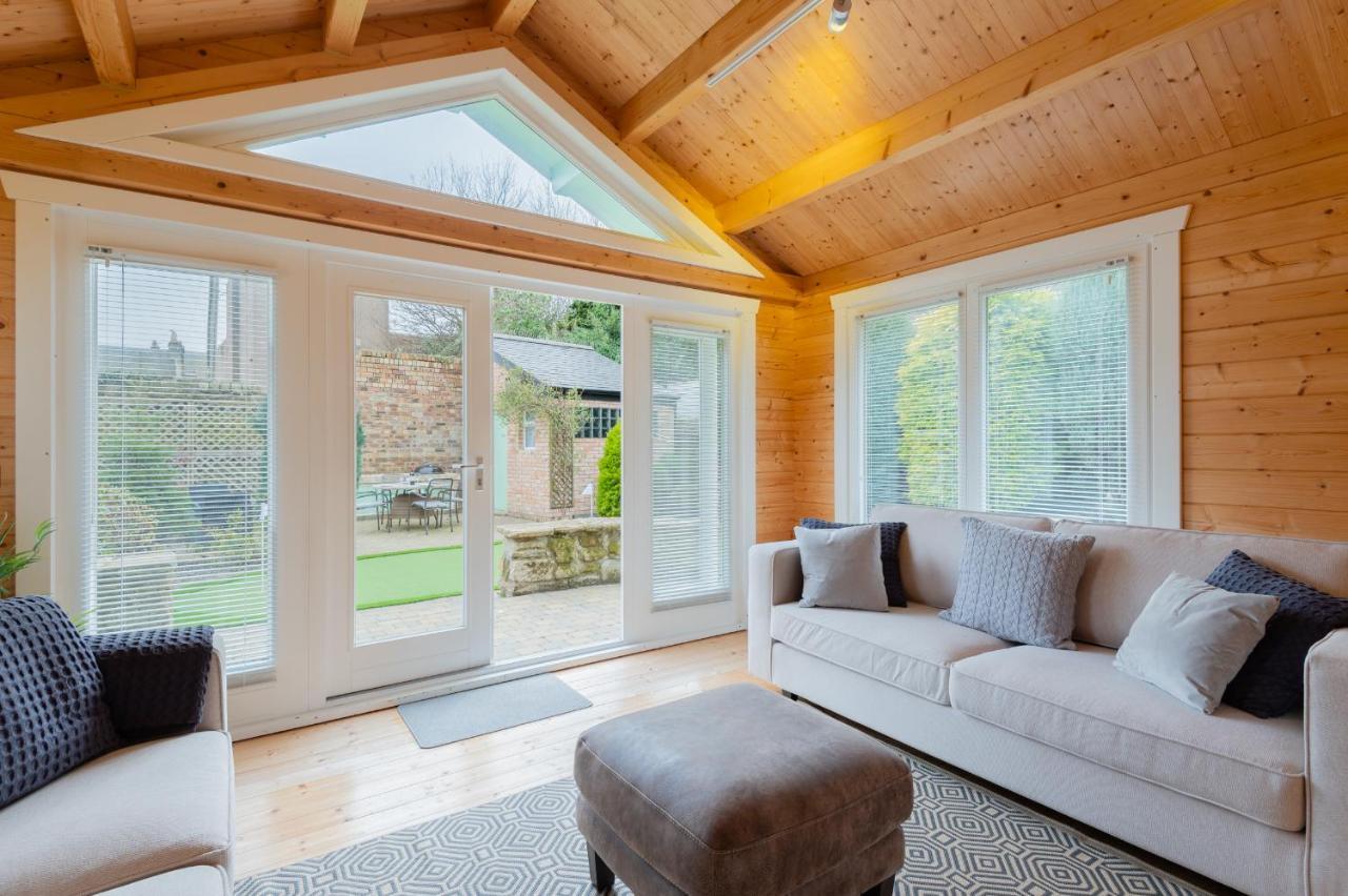 138 North Street - Luxury 2 Bed 2 Bath With Secret Garden, Summerhouse, Putting Green St Andrews Exterior photo
