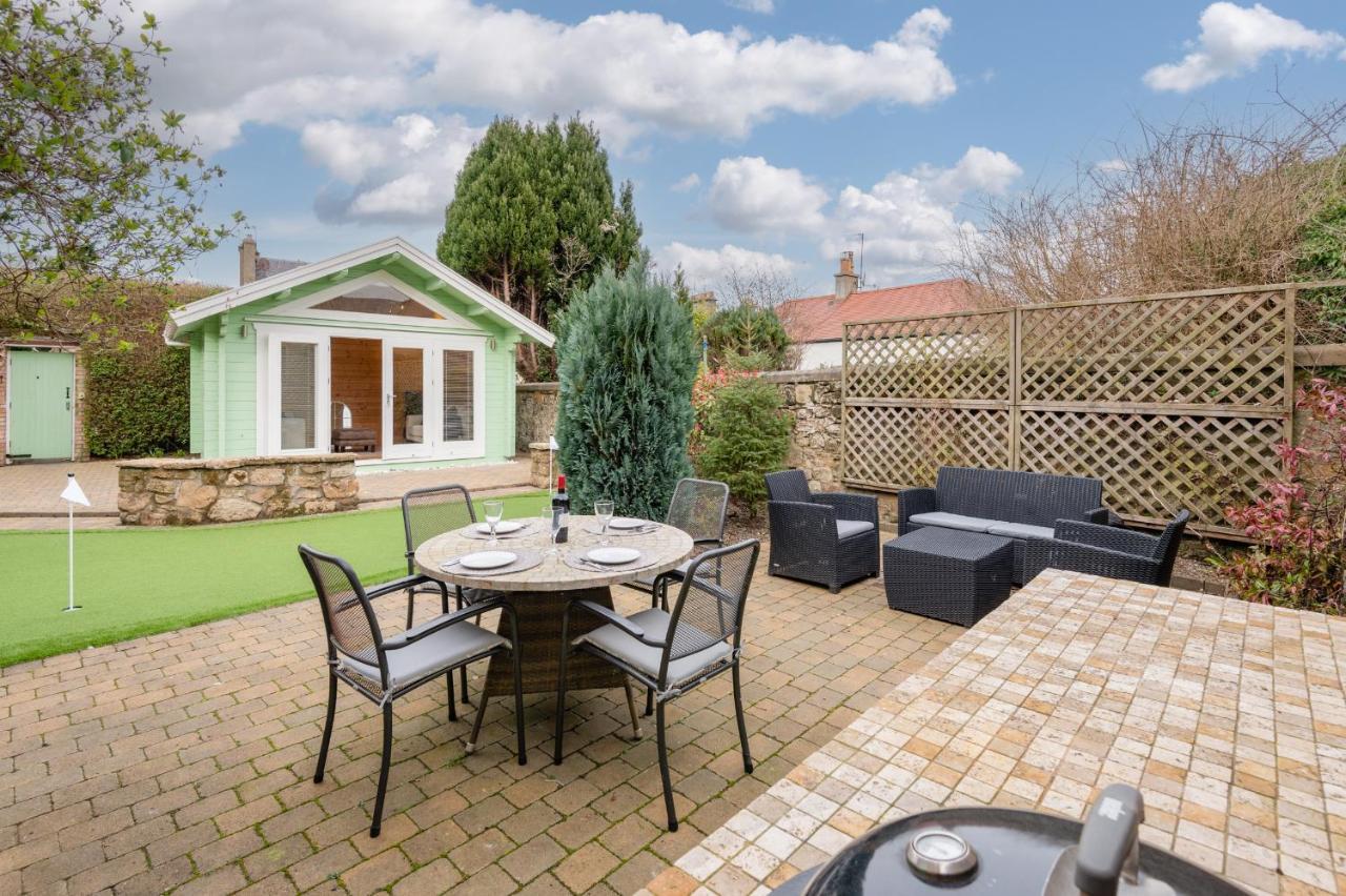 138 North Street - Luxury 2 Bed 2 Bath With Secret Garden, Summerhouse, Putting Green St Andrews Exterior photo