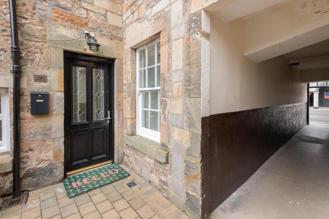 138 North Street - Luxury 2 Bed 2 Bath With Secret Garden, Summerhouse, Putting Green St Andrews Exterior photo