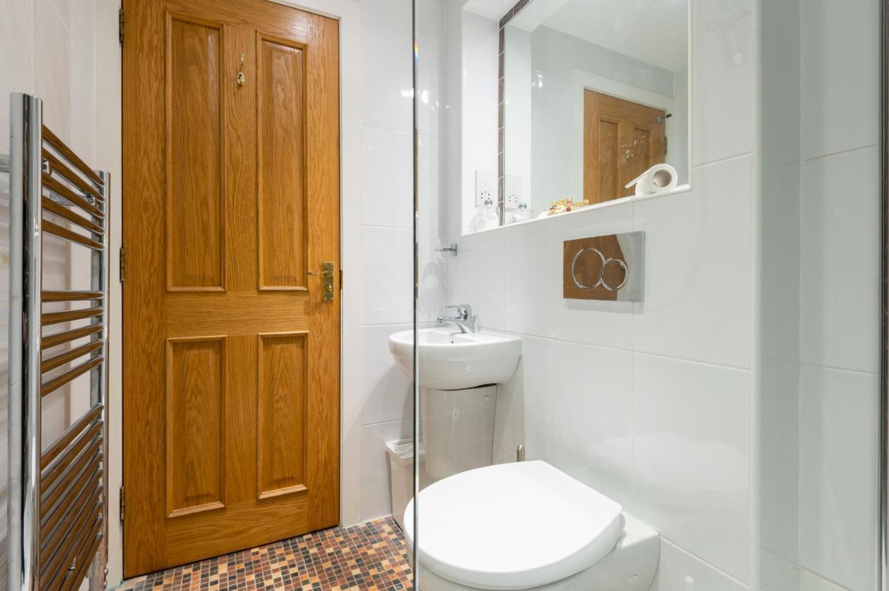 138 North Street - Luxury 2 Bed 2 Bath With Secret Garden, Summerhouse, Putting Green St Andrews Exterior photo