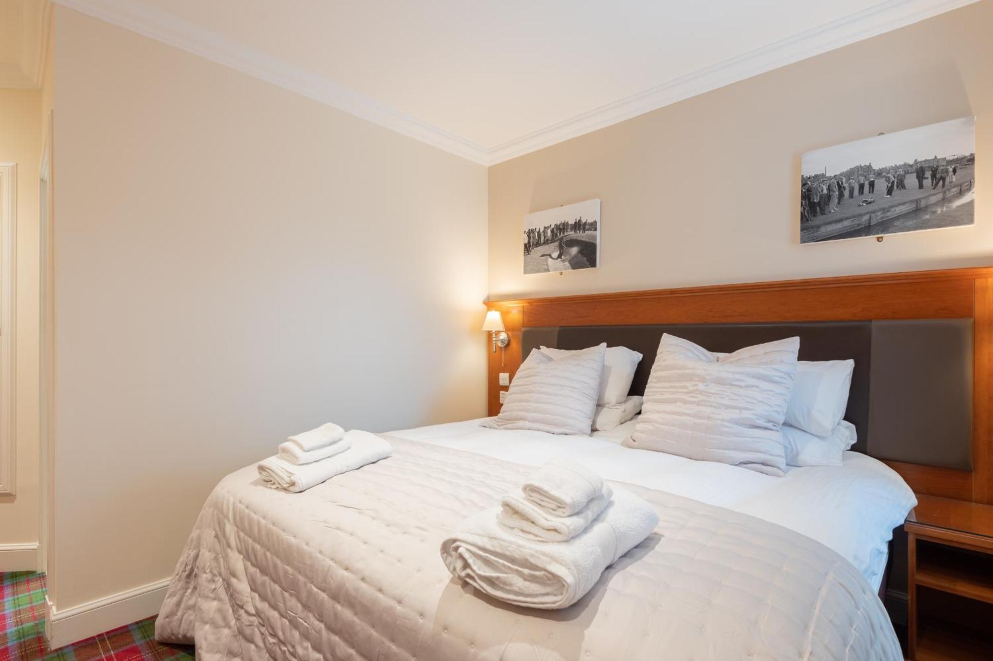 138 North Street - Luxury 2 Bed 2 Bath With Secret Garden, Summerhouse, Putting Green St Andrews Exterior photo