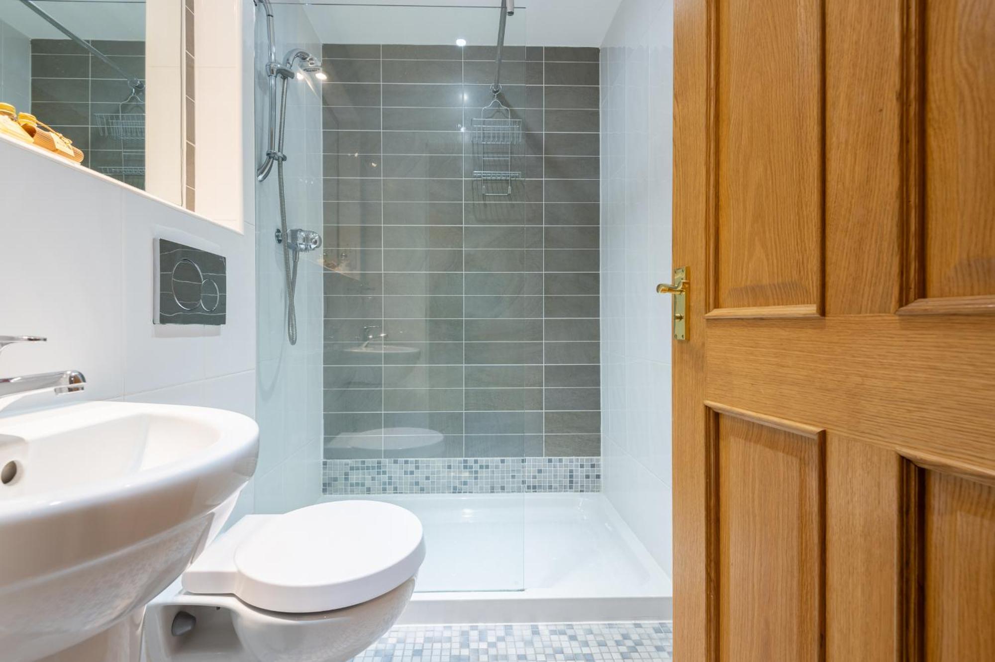 138 North Street - Luxury 2 Bed 2 Bath With Secret Garden, Summerhouse, Putting Green St Andrews Exterior photo